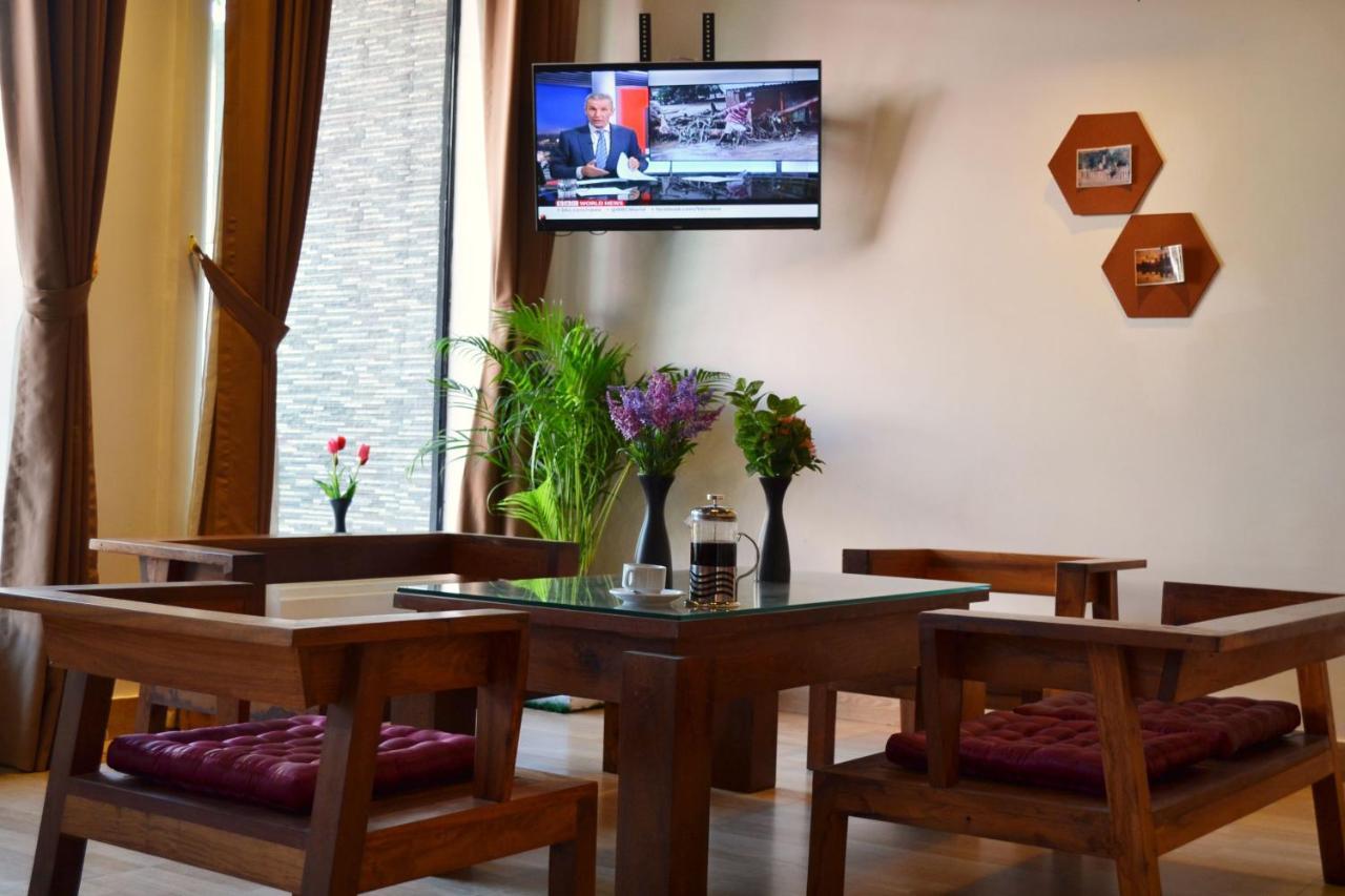 Hotel Baan Soksan Siem Reap Esterno foto