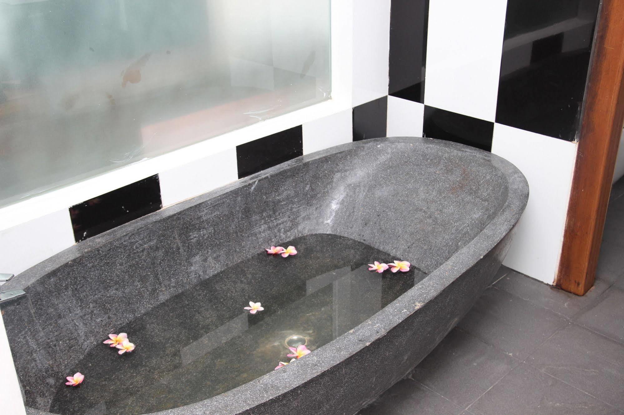 Hotel Baan Soksan Siem Reap Esterno foto