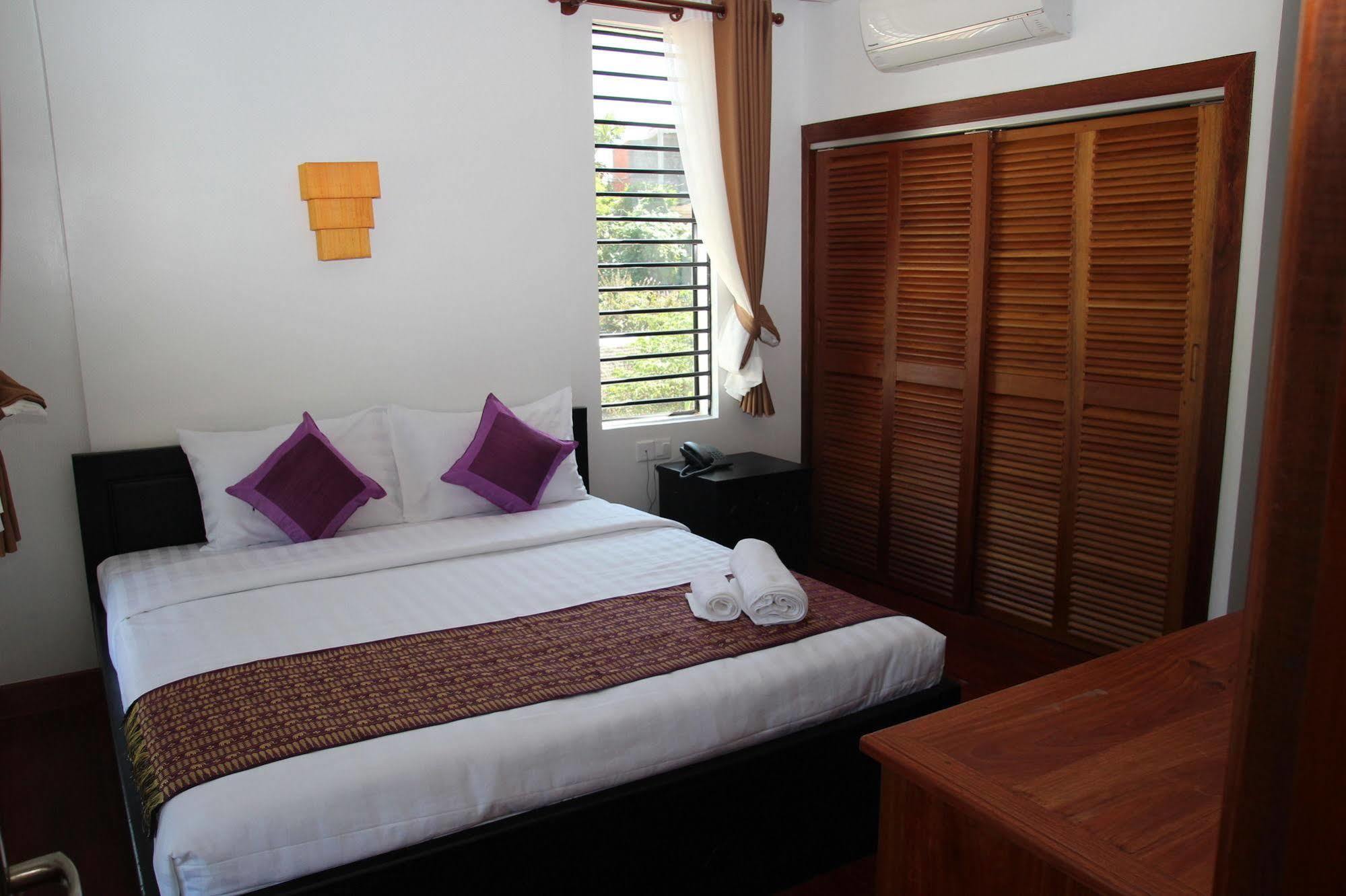 Hotel Baan Soksan Siem Reap Esterno foto