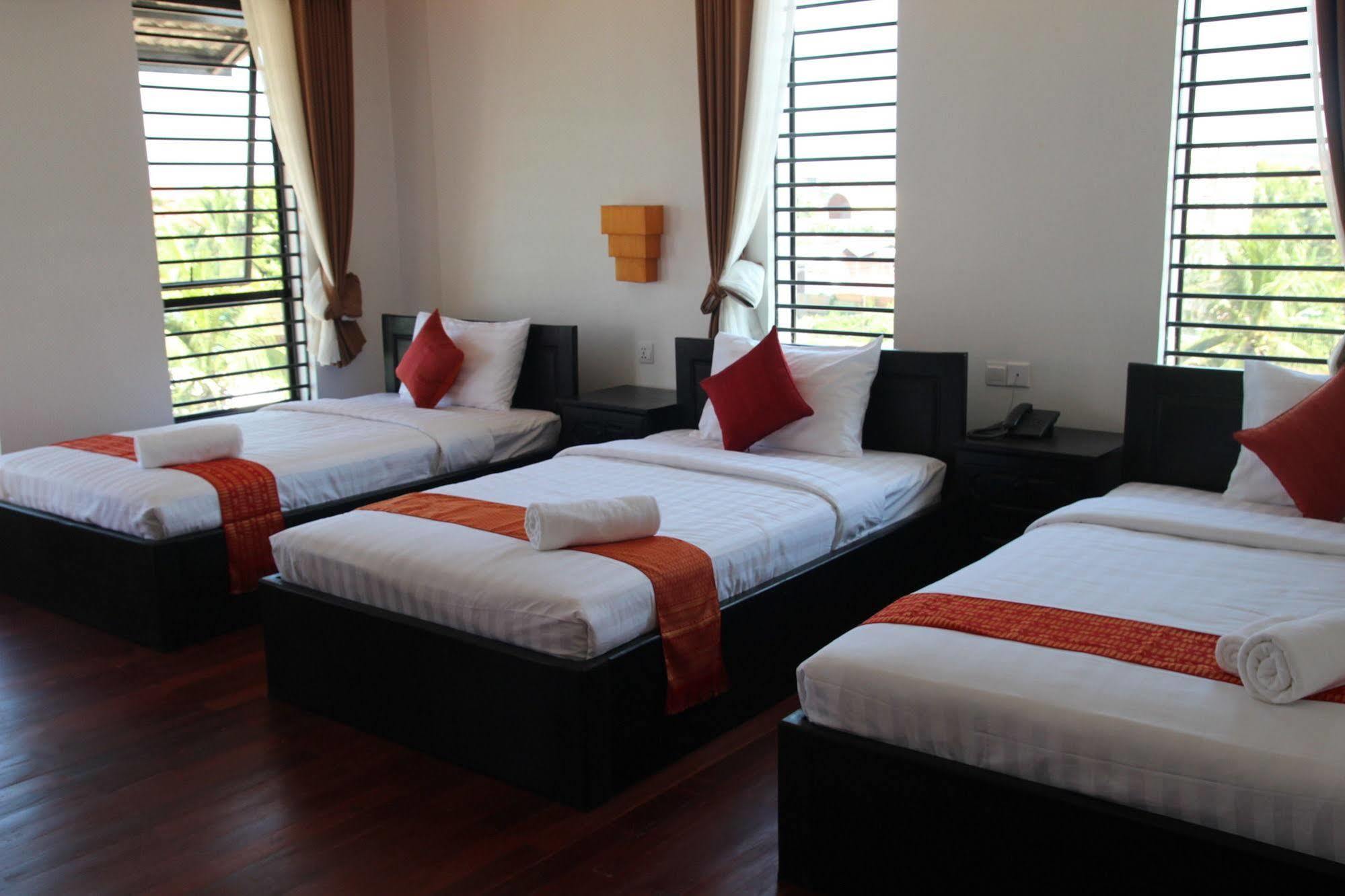 Hotel Baan Soksan Siem Reap Esterno foto