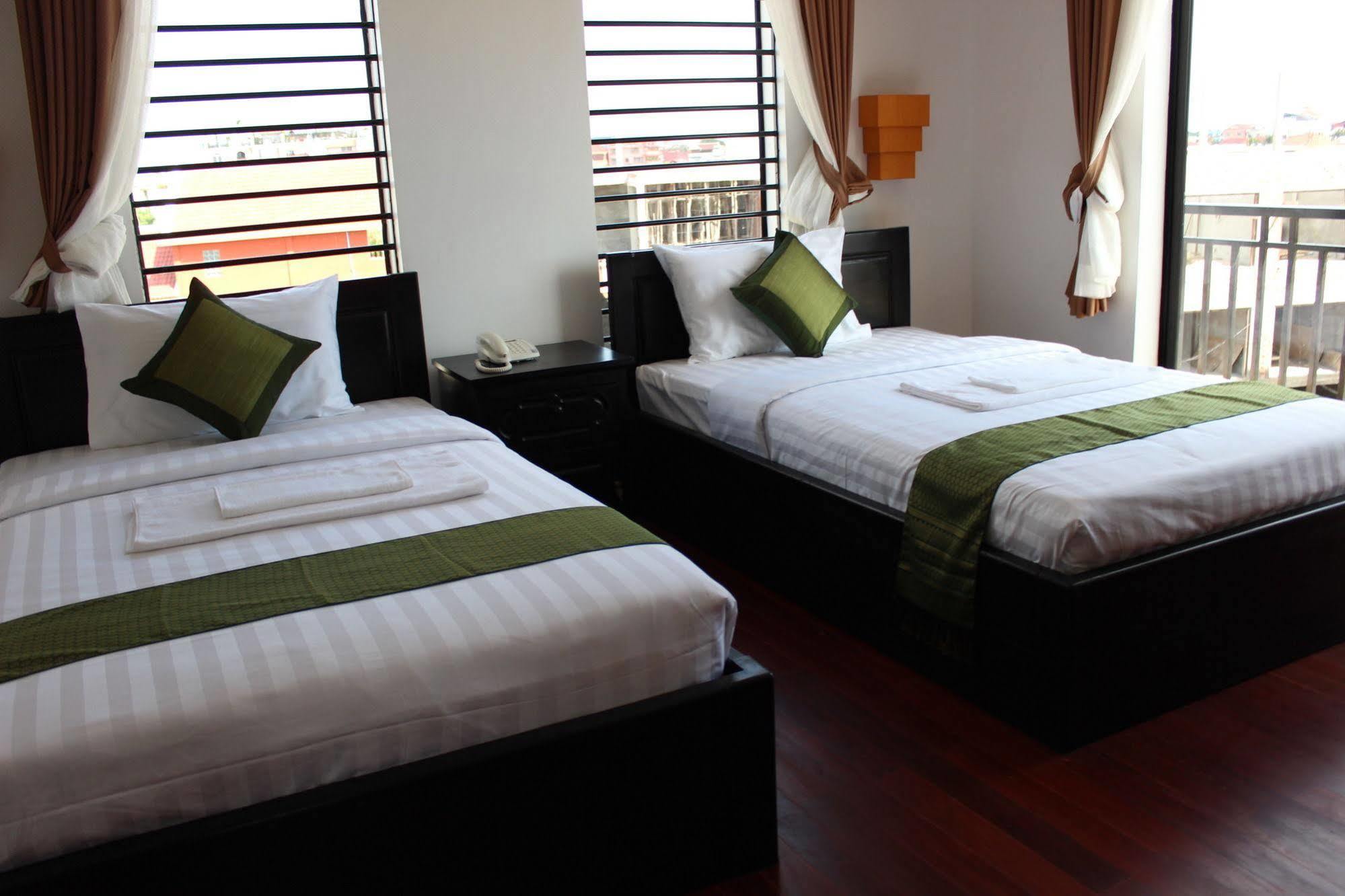 Hotel Baan Soksan Siem Reap Esterno foto