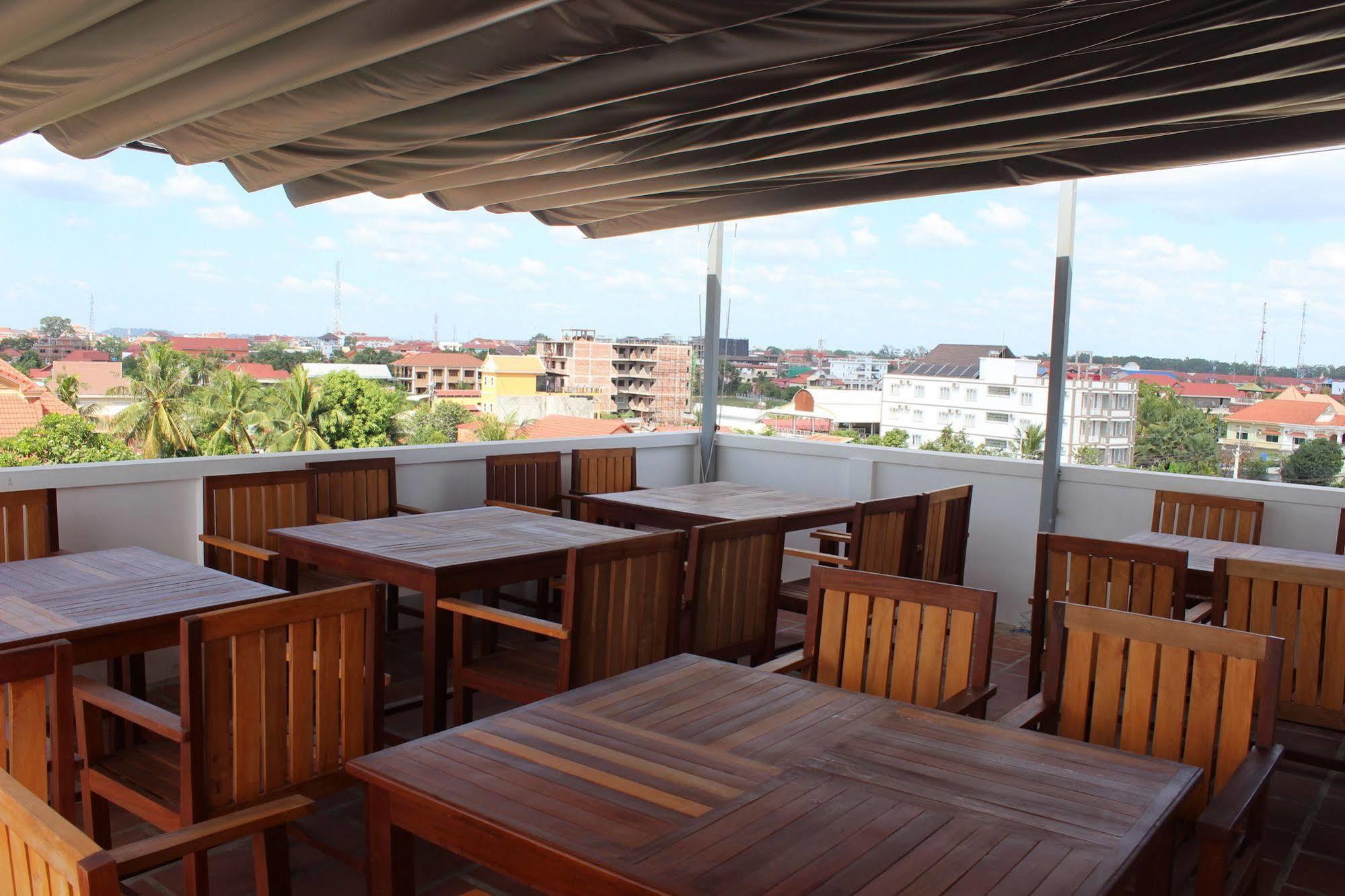 Hotel Baan Soksan Siem Reap Esterno foto
